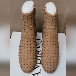 Tan Studded Booties/Ankle Boots...6...NEW